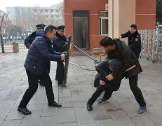 包含GEN血洗KarmineCorp，BDD关键制胜的词条