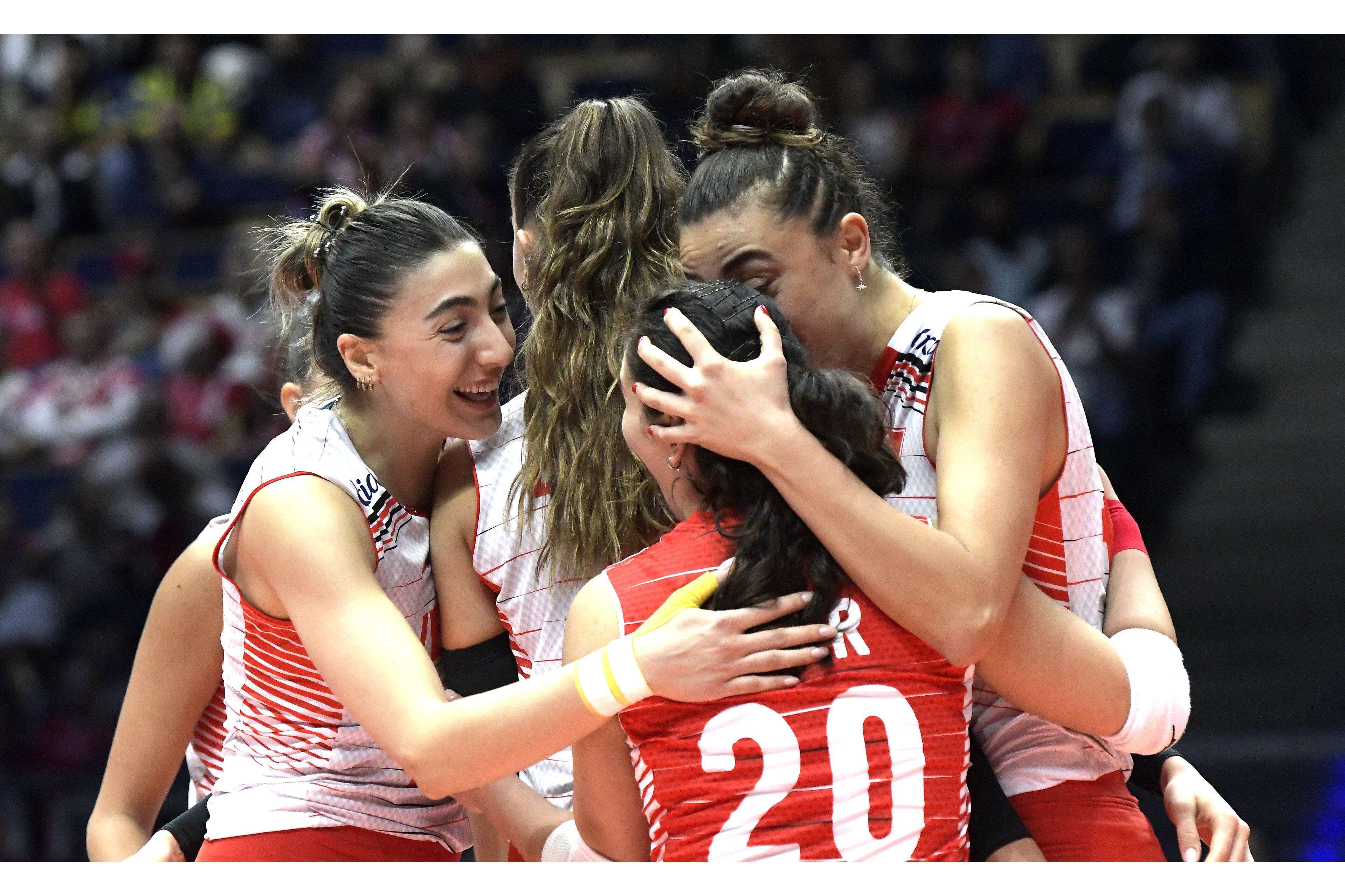 包含比利时乒乓球队鏖战德国乒乓球队，水谷隼爆发神勇的词条