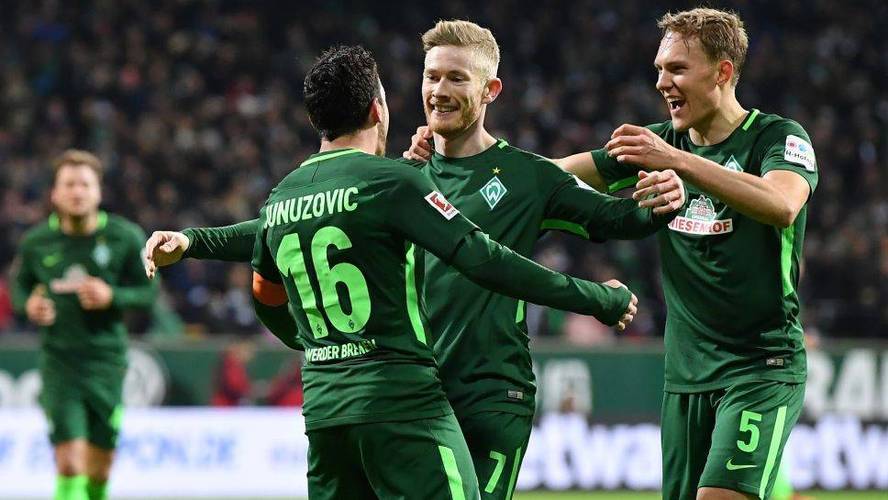 关于多特蒙德黑战平,德甲冠军悬念蔓延的信息 关于多特蒙德黑战平,德甲冠军悬念蔓延的信息