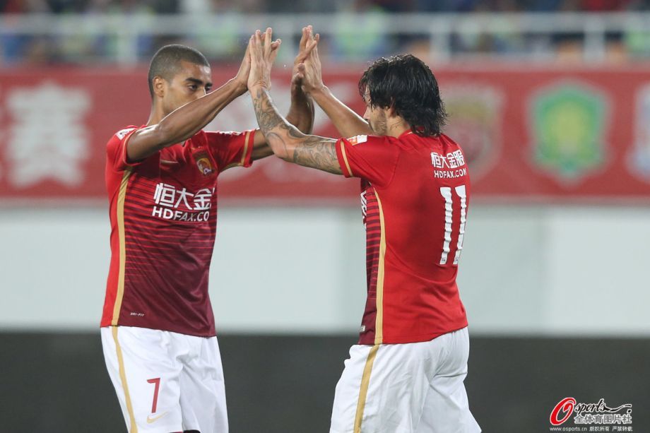 广州恒大大胜，继续保持联赛领先地位的简单介绍