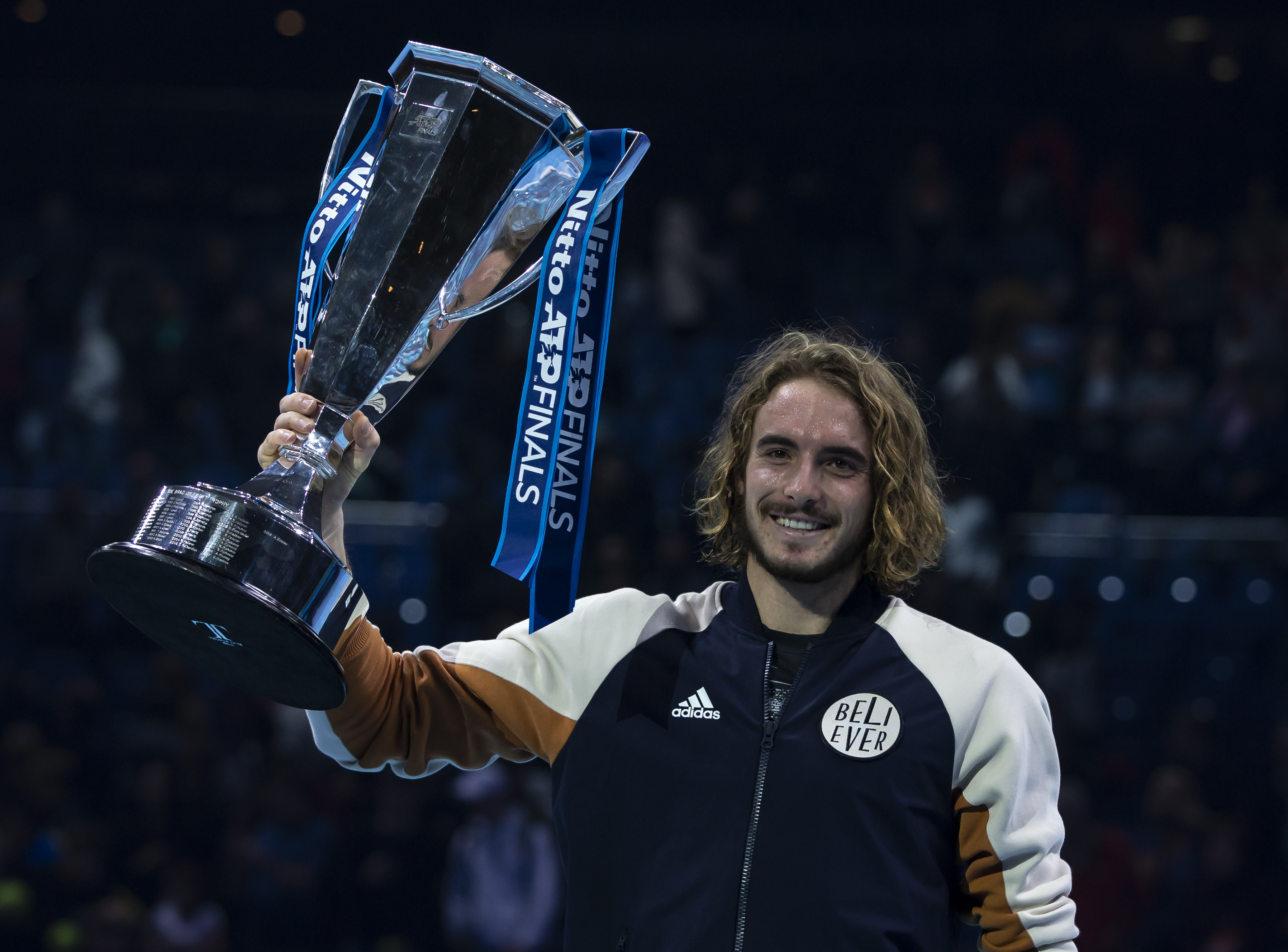 法国网球队险胜欧洲网球队,西西帕斯爆发神勇的简单介绍 法国网球队险胜欧洲网球队,西西帕斯爆发神勇的简单介绍