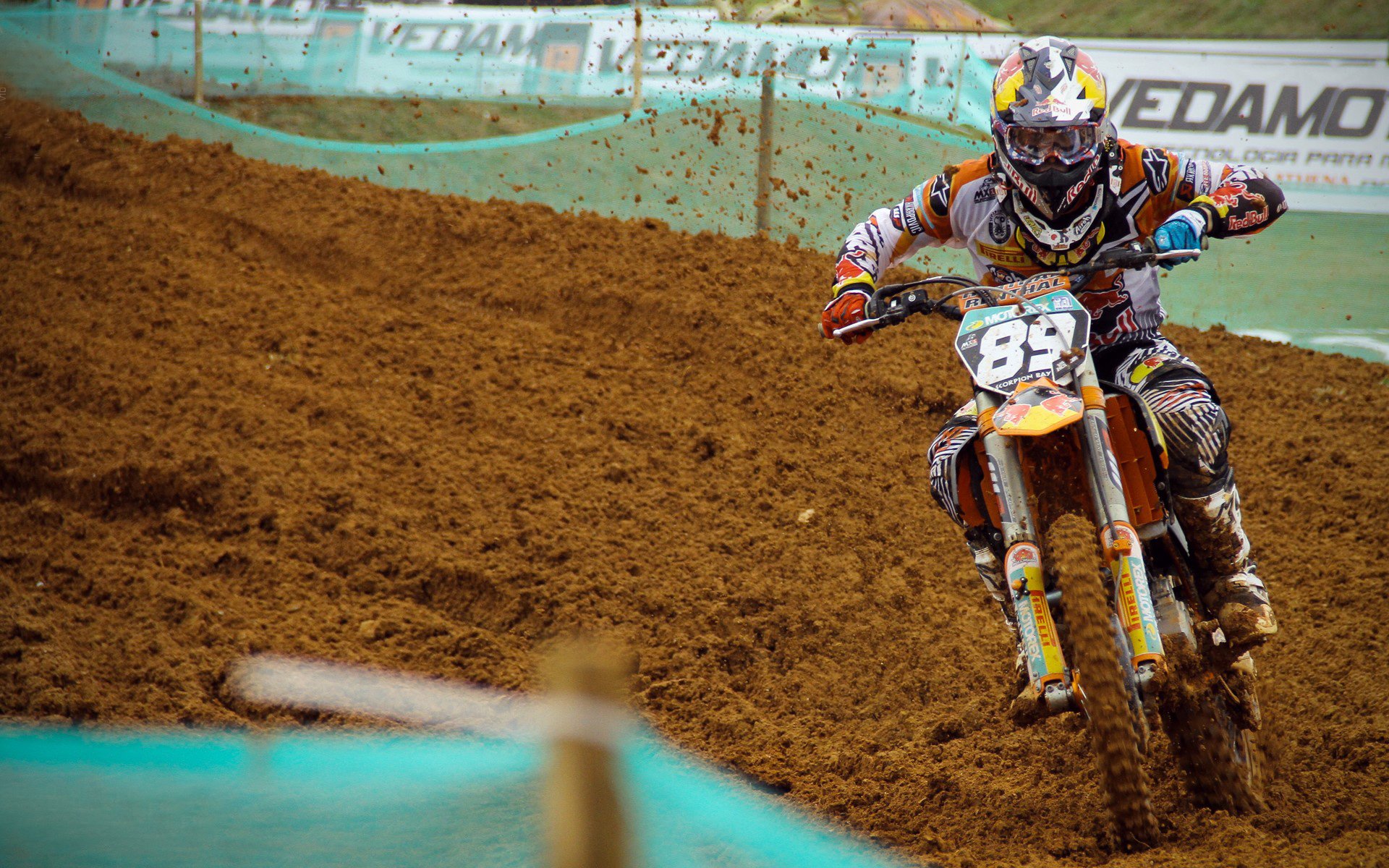 掘金对阵活塞，武切维奇完成里程碑，一场胜利与一个时代的注脚