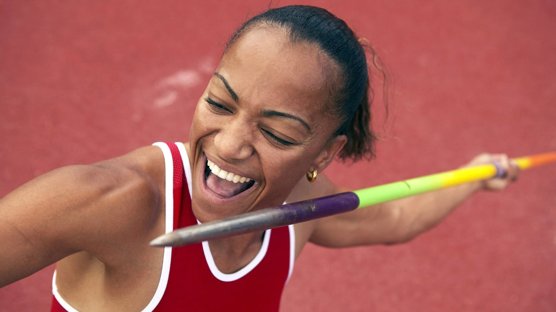 跨界传奇，当足球战报闯入篮球殿堂—阿什拉夫的总决赛接管狂想曲