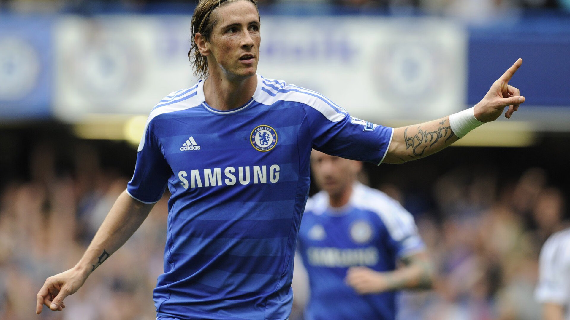 多特蒙德力克巴黎，战术纪律与莱万火热状态的胜利交响